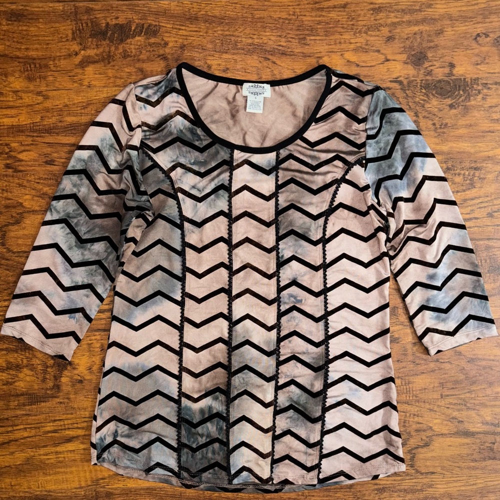 Sienna Grace Velvet Chevron Blouse Velour Zig Zag Ombre Pink Gray 3/4 Sleeve Top